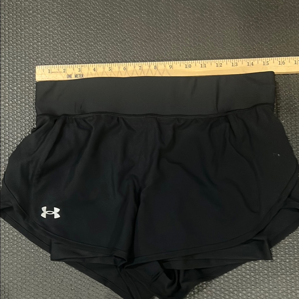 Under Armour Black Athletic Shorts Lightweight Breathable Design